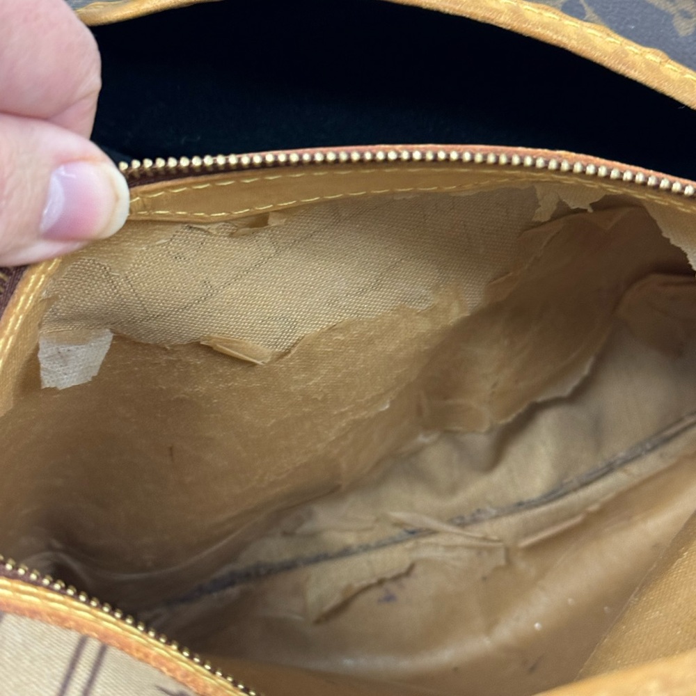 Louis Vuitton Classic Neverfull GM Brown Monogram Tote with Purse Organizer - Picture 12 of 13